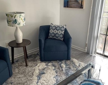 630 S Sapodilla Avenue - Photo Thumbnail 2