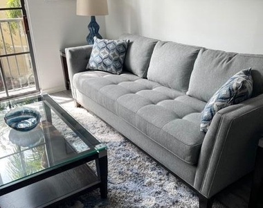 630 S Sapodilla Avenue - Photo Thumbnail 1