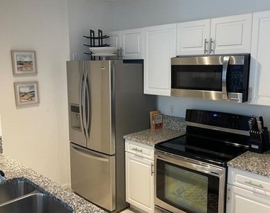 630 S Sapodilla Avenue - Photo Thumbnail 8