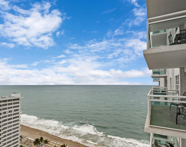 3900 Galt Ocean Drive - Photo Thumbnail 2