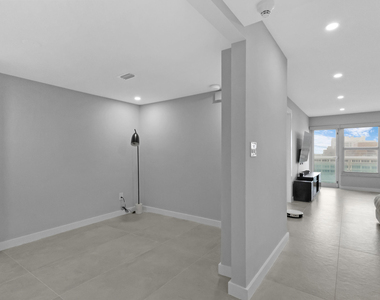 3900 Galt Ocean Drive - Photo Thumbnail 22