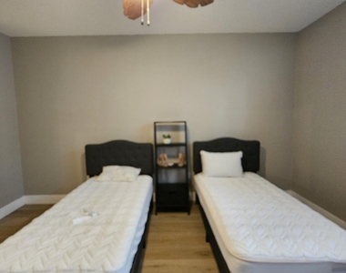 780 S Sapodilla Avenue - Photo Thumbnail 18