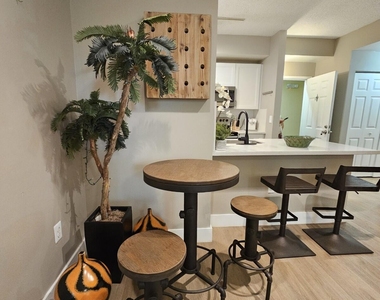 780 S Sapodilla Avenue - Photo Thumbnail 17