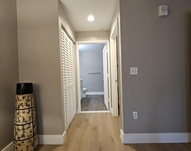 780 S Sapodilla Avenue - Photo Thumbnail 12
