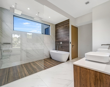 1000 Sw 93rd Avenue - Photo Thumbnail 13