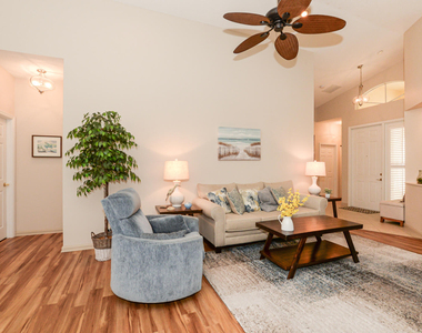 421 Nw Sunview Way - Photo Thumbnail 9