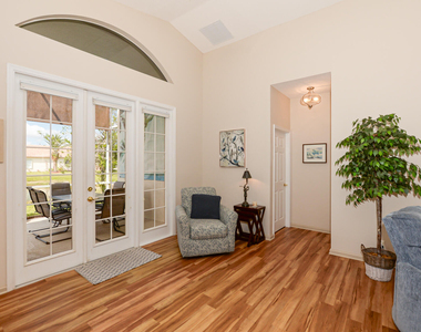 421 Nw Sunview Way - Photo Thumbnail 10