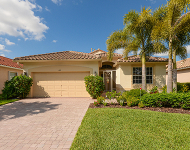 421 Nw Sunview Way - Photo Thumbnail 2