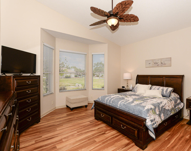 421 Nw Sunview Way - Photo Thumbnail 20