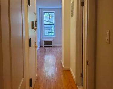 14 Jones Street - Photo Thumbnail 3