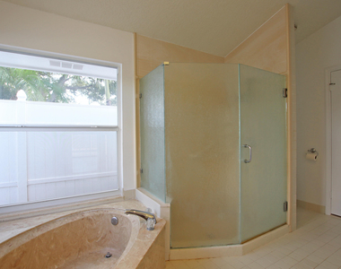 6944 Misty Lake Way - Photo Thumbnail 14