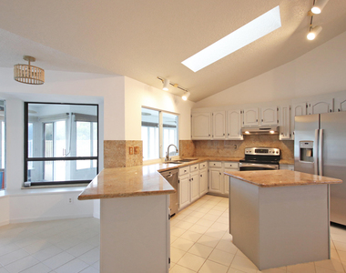 6944 Misty Lake Way - Photo Thumbnail 6
