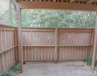 1645 Cedarview Court - Photo Thumbnail 15