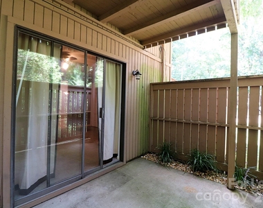 1645 Cedarview Court - Photo Thumbnail 1