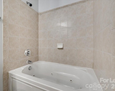 2052 Shady Pond Drive - Photo Thumbnail 16