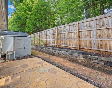2052 Shady Pond Drive - Photo Thumbnail 18