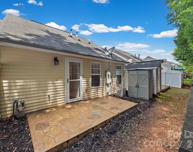 2052 Shady Pond Drive - Photo Thumbnail 20