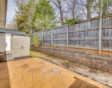 2052 Shady Pond Drive - Photo Thumbnail 23