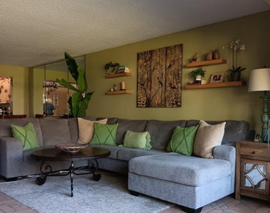 5701 Fairway Park Drive - Photo Thumbnail 3