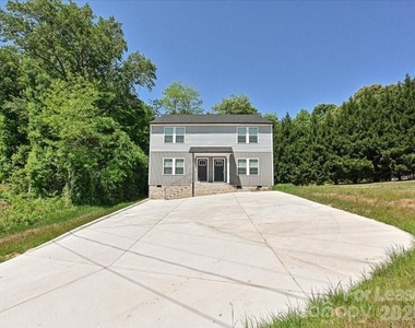 584 Pleasant Avenue - Photo Thumbnail 21