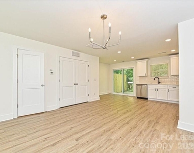 584 Pleasant Avenue - Photo Thumbnail 4