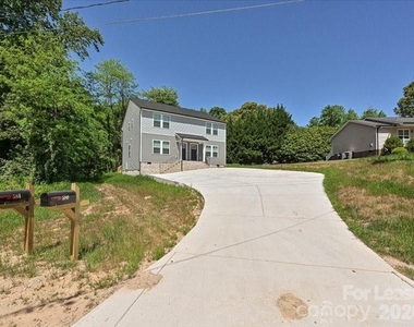 580 Pleasant Avenue - Photo Thumbnail 20