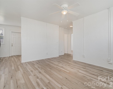 200 York Street - Photo Thumbnail 1