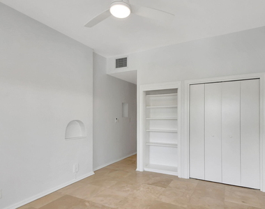 218 Worth Avenue - Photo Thumbnail 19