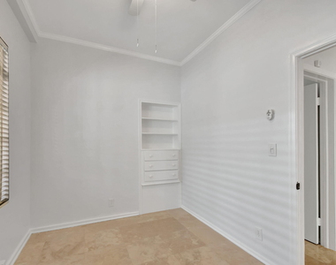 218 Worth Avenue - Photo Thumbnail 18