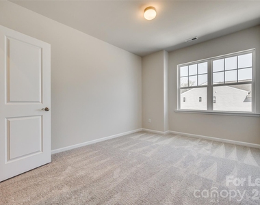229 Brooks Springs Drive - Photo Thumbnail 23