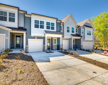 229 Brooks Springs Drive - Photo Thumbnail 30