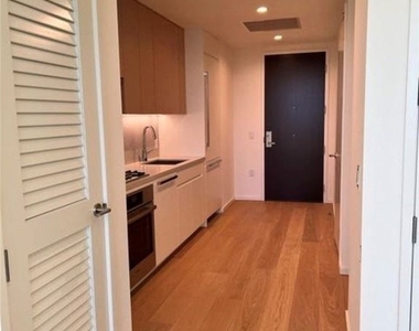 877 Francisco - Photo Thumbnail 6
