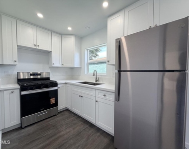 945 S H Street - Photo Thumbnail 1