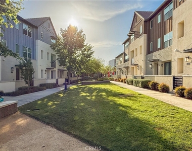 9513 Retreat Place - Photo Thumbnail 48