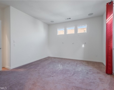 9513 Retreat Place - Photo Thumbnail 19