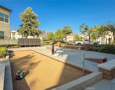 9513 Retreat Place - Photo Thumbnail 47