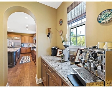9 Paniolo Road - Photo Thumbnail 5