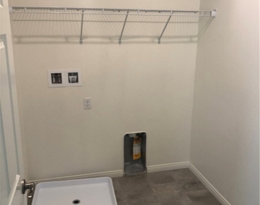 41957 Zafra Street - Photo Thumbnail 12