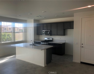 41957 Zafra Street - Photo Thumbnail 4