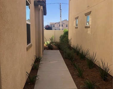 41957 Zafra Street - Photo Thumbnail 1
