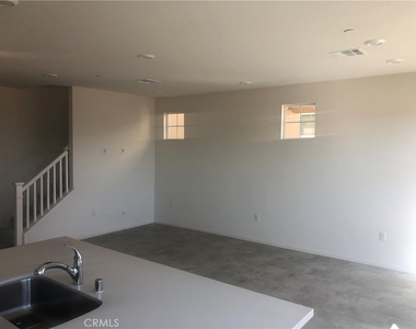 41957 Zafra Street - Photo Thumbnail 3