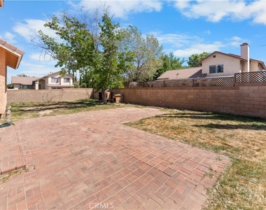 1232 Kings - Photo Thumbnail 31