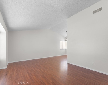 1232 Kings - Photo Thumbnail 28