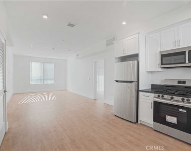 8750 Sepulveda Boulevard - Photo Thumbnail 7