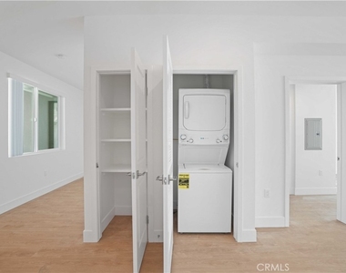 8750 Sepulveda Boulevard - Photo Thumbnail 11