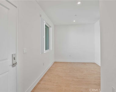 8750 Sepulveda Boulevard - Photo Thumbnail 17