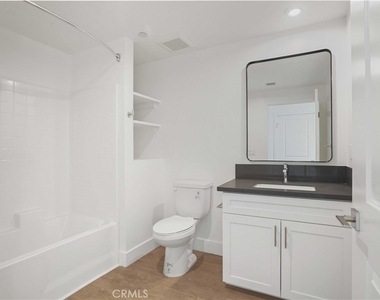 8750 Sepulveda Boulevard - Photo Thumbnail 22