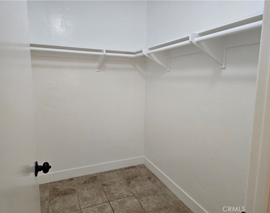 1350 W Lambert - Photo Thumbnail 5