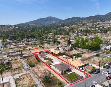 3103 N Olive Avenue - Photo Thumbnail 22