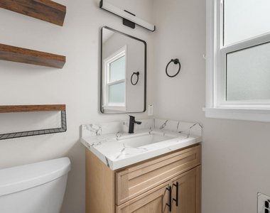 3103 N Olive Avenue - Photo Thumbnail 14